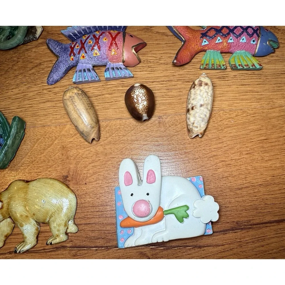 Vtg Animal Magnet Lot Iguana Frog Fish Bear Puffin Shells Tropical Decor Cottage